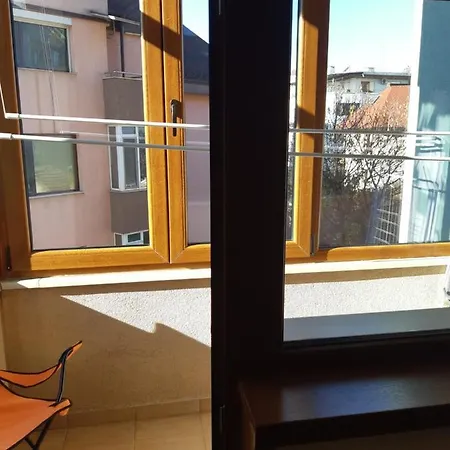 Бутиков мини апартамент Апартаменты *